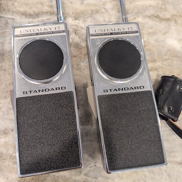 Vintage Standard Unitalky 17 Transistor Band Citizen's Radio"s SR-K17X unused - Picture 3 of 16
